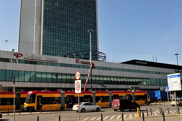 Budowa studia telewizyjnego na dachu IVp