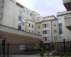 Ekspertyza przyczyn przeciekania garaży podziemnych w budynku przy ul. Marconich w Warszawie wraz ze wskazanie metod usunięcia zawilgoceń. Ekspertyza przyczyn przeciekania garaży podziemnych w budynku przy ul. Marconich w Warszawie wraz ze wskazanie metod usunięcia zawilgoceń.