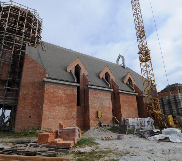 Nadzór techniczny nad budową Kościoła przy ul. Ząbkowskiej w Markach.